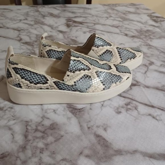 LIKE NEW Vince Saxon Snakeskin-Embossed Leather Platform Sneakers Size 5.5 - Picture 5 of 6